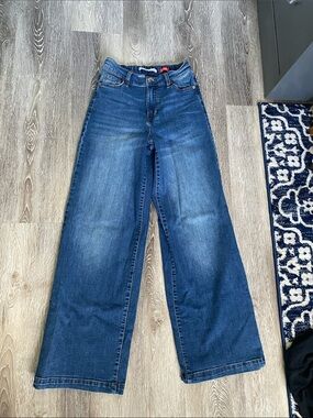 Celebrity Pink Wide-Leg Blue Denim Jeans